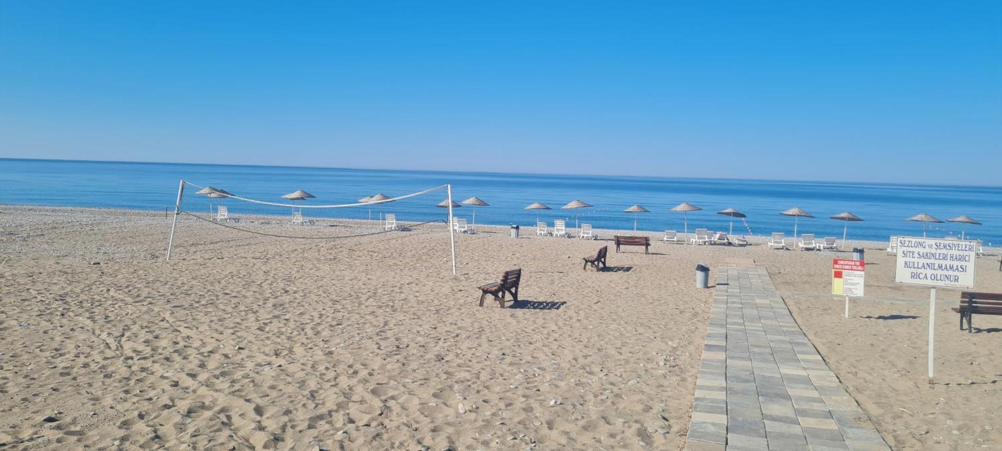 Triblex Villa I Private Beach I Walking Distance To The Sea 300 Meters Side Bagian luar foto